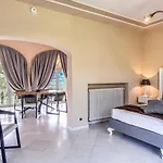 Alfresco Luxury With Heated Pool Villa Montecatini Terme