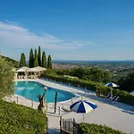 Alfresco Luxury With Heated Pool Villa