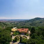 Alfresco Luxury With Heated Pool Villa