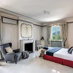 Alfresco Luxury With Heated Pool *