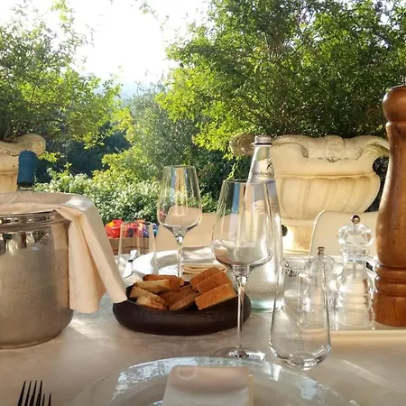 Alfresco Luxury With Heated Pool Вилла Монтекатини-Терме