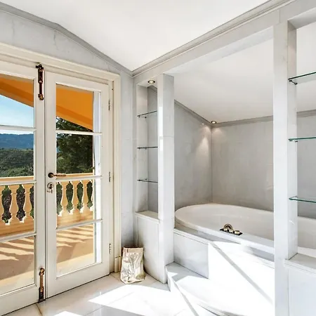 Вилла Alfresco Luxury With Heated Pool Монтекатини-Терме