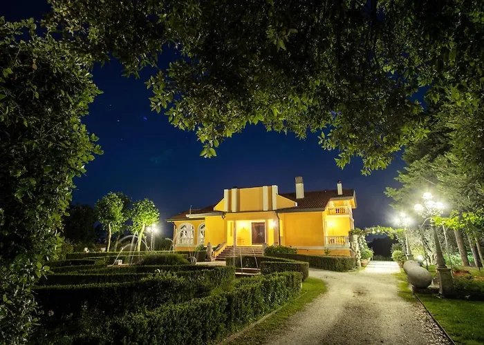 Alfresco Luxury With Heated Pool ヴィラ *