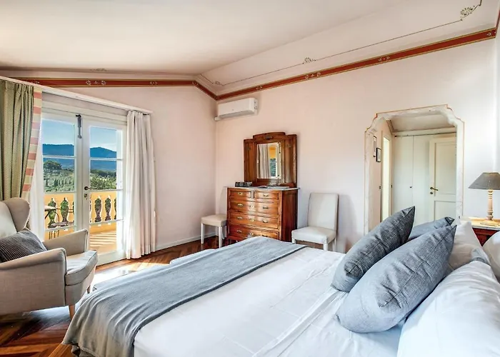 Alfresco Luxury With Heated Pool ヴィラ