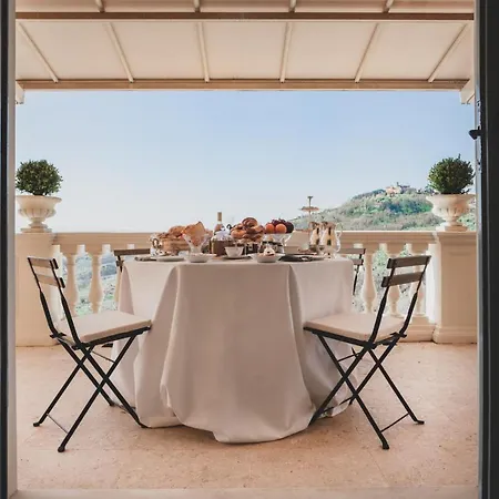 Alfresco Luxury With Heated Pool Villa Montecatini Terme
